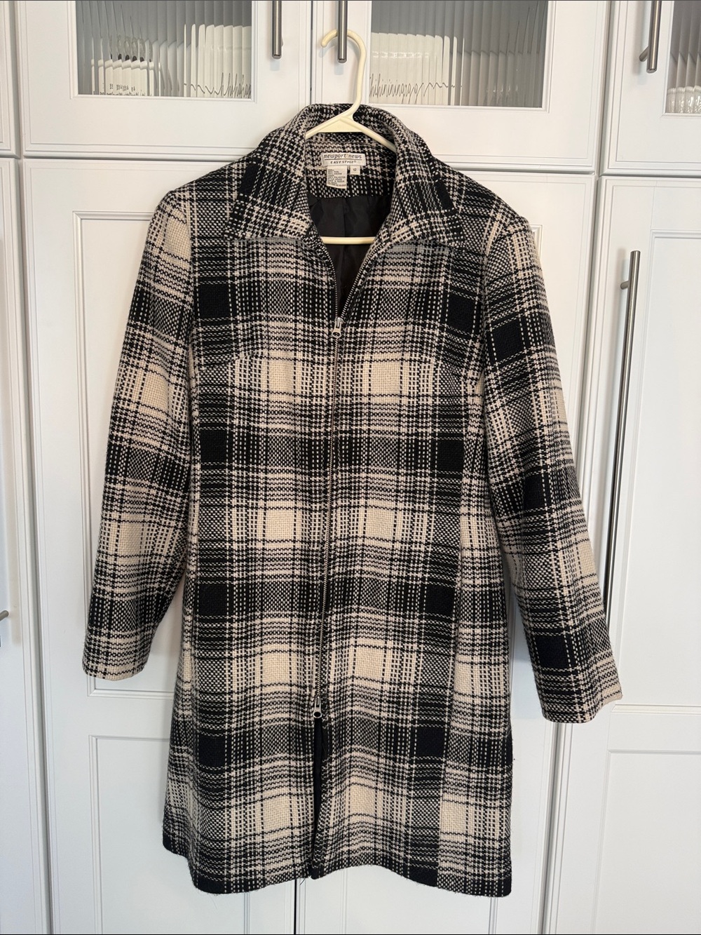 Newport News Vintage Classic Plaid Zip-Front Women’s Coat - Black & Cream
